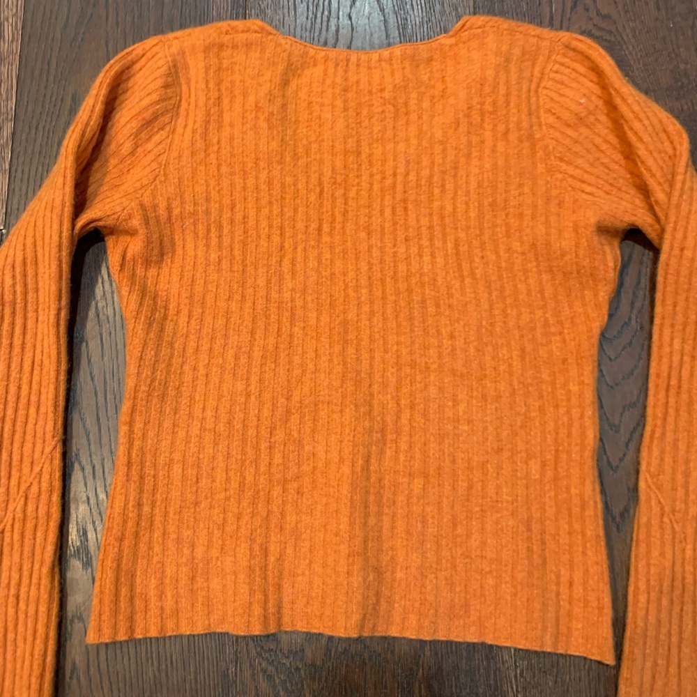 Neiman Marcus Cashmere Sweater - Picture 2 of 6